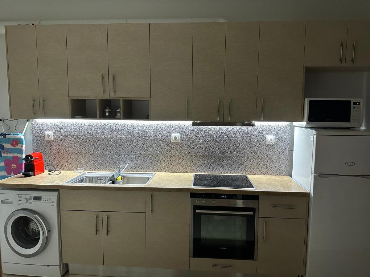 Καλαισθητο Διαμερισμα Διπλα Στο Μετρο Apartment Athena Bagian luar foto