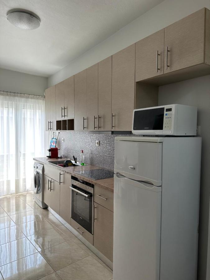 Καλαισθητο Διαμερισμα Διπλα Στο Μετρο Apartment Athena Bagian luar foto